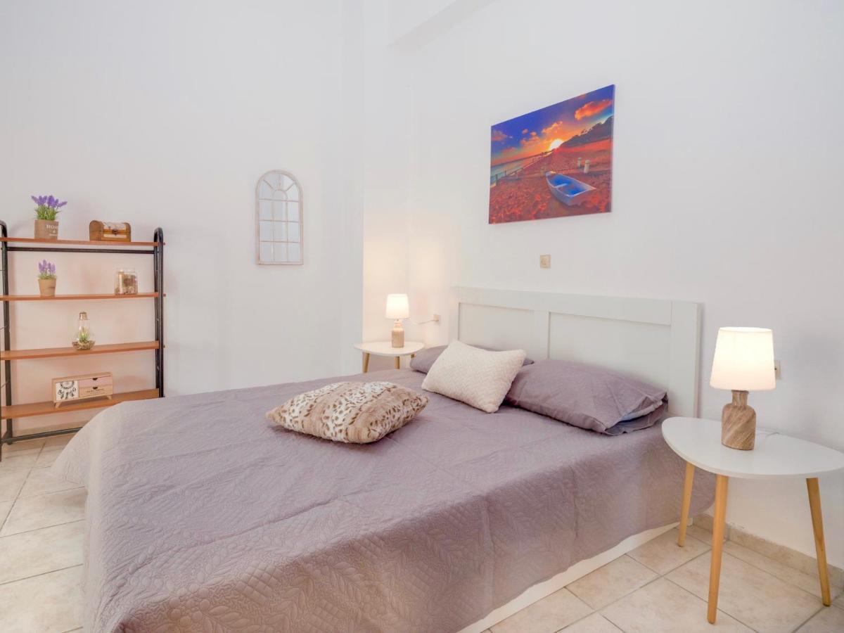 Fam Central Apt Heraklion  Exterior photo