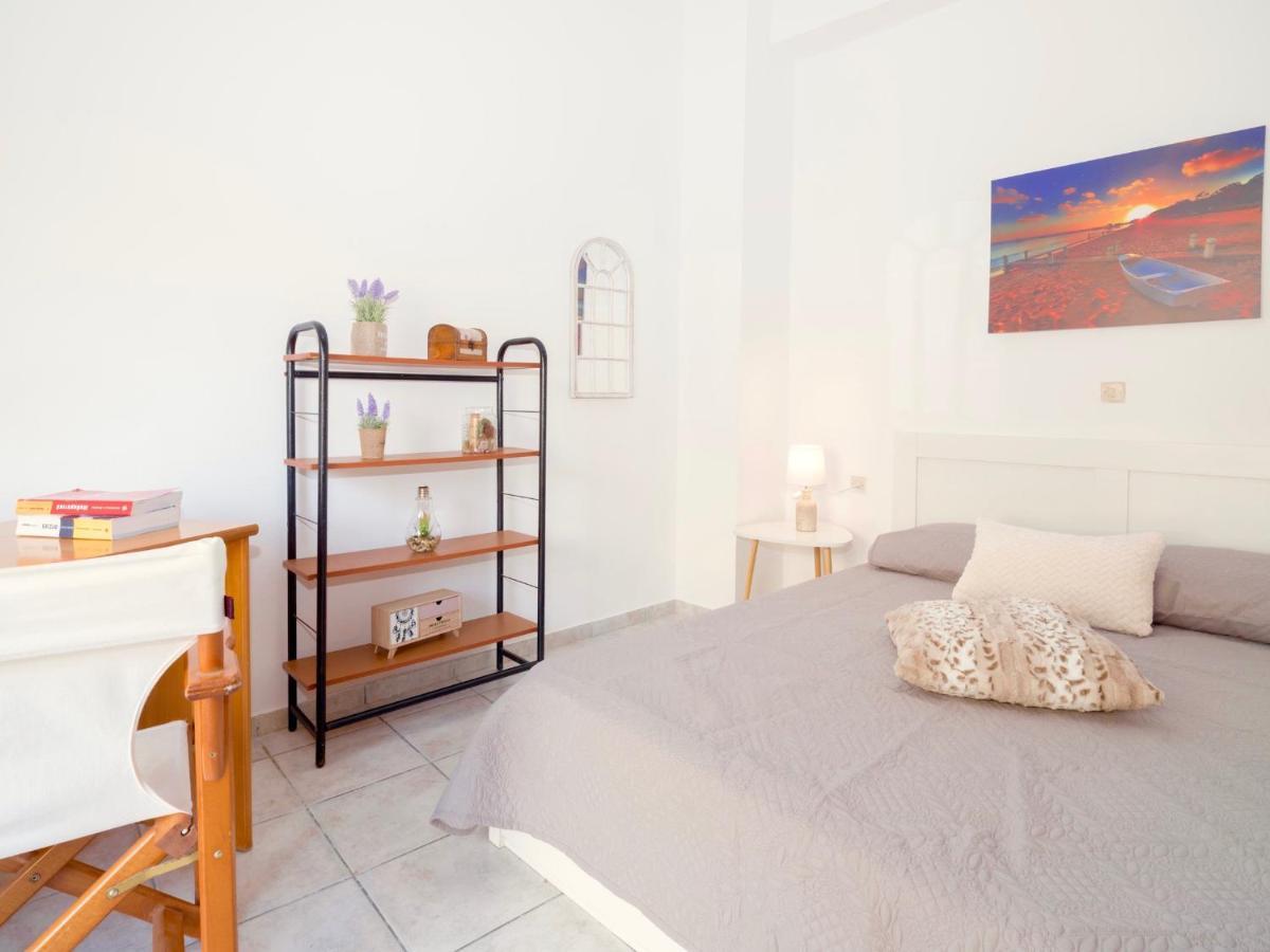 Fam Central Apt Heraklion  Exterior photo